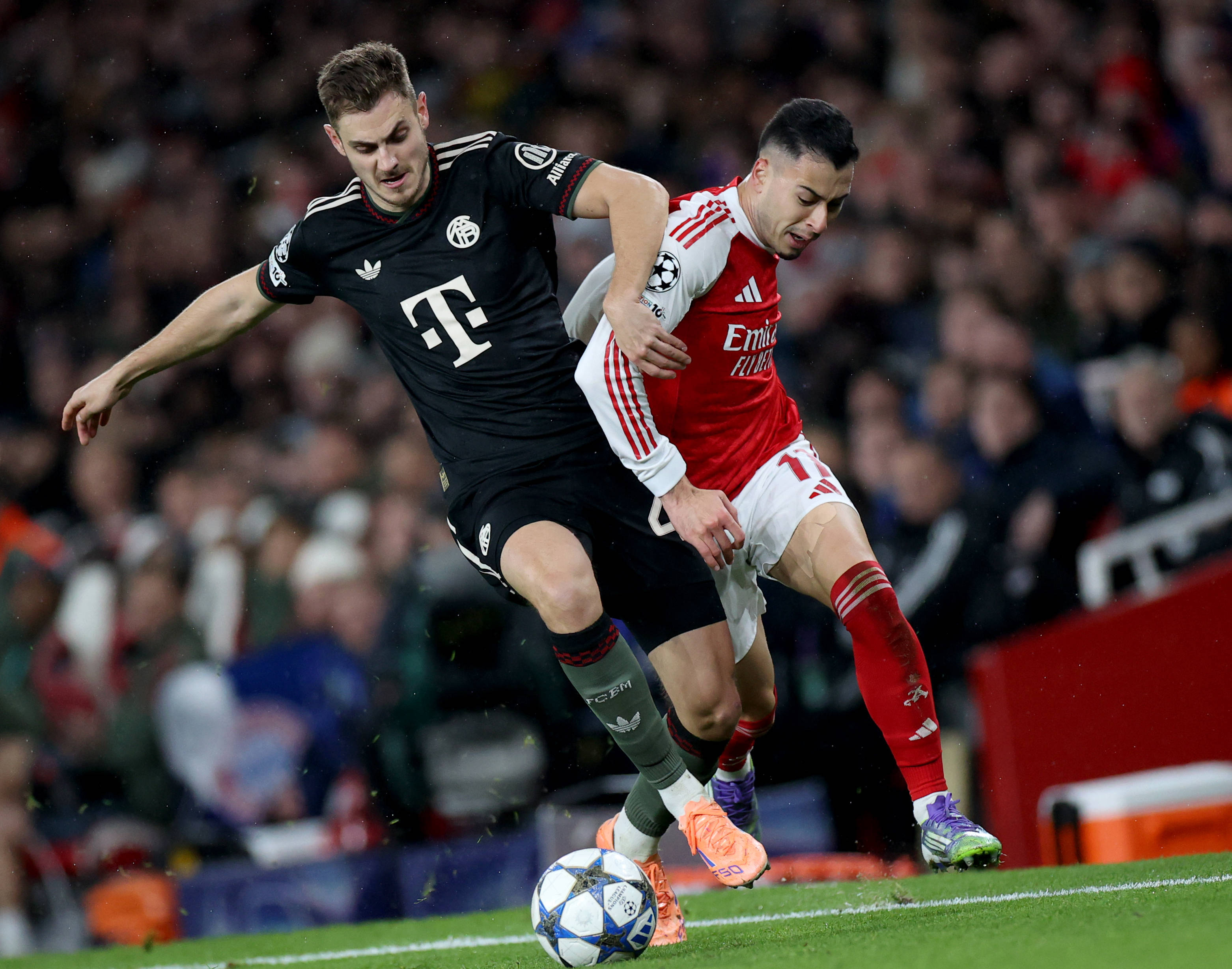 捷克11月大名单：绍切克、希克领衔，舒尔茨、维季克在列（捷克11月名单出炉：绍切克、希克领衔，舒尔茨、维季克入选）