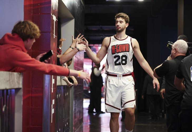 尝试新角色，德媒：罗伊斯将担任下周多特蒙德欧冠比赛评论员（德媒：罗伊斯下周将以评论员身份解说多特欧冠，尝试全新角色）