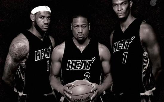 格雷茨卡：我们这一代德国队经历很多失利，渴望改变这一现状（格雷茨卡：这代德国队屡尝败绩，我们迫切想扭转局面）