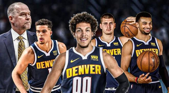 巴媒：奥斯卡近期饱受伤病困扰，他正考虑与圣保罗解约并退役（巴西媒体：奥斯卡近来伤病缠身，正考虑与圣保罗解约并选择退役）