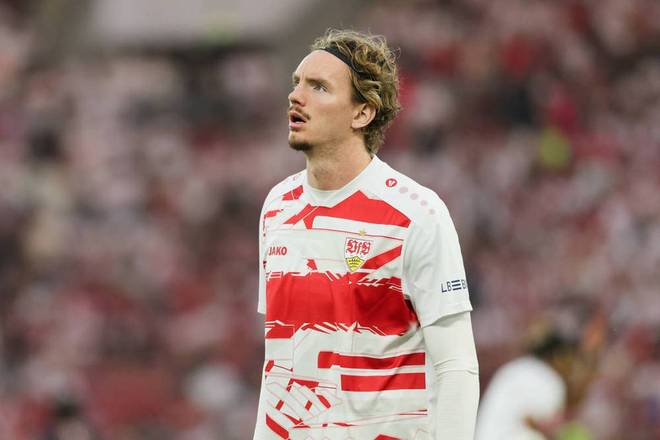 他回家了，回到了深爱的巴塞罗那（他归来，重返挚爱的巴塞罗那）