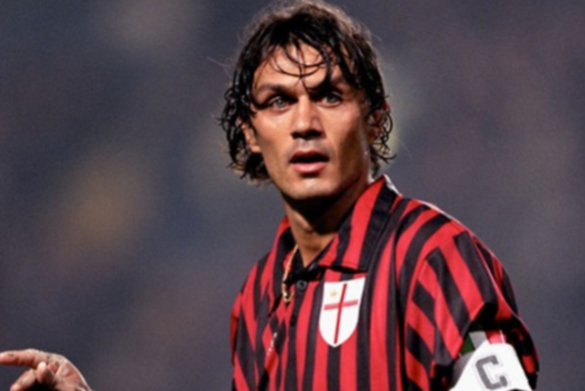 5场比赛打进5球，凯恩当选拜仁10月最佳球员（5战5球，凯恩荣膺拜仁10月最佳球员）