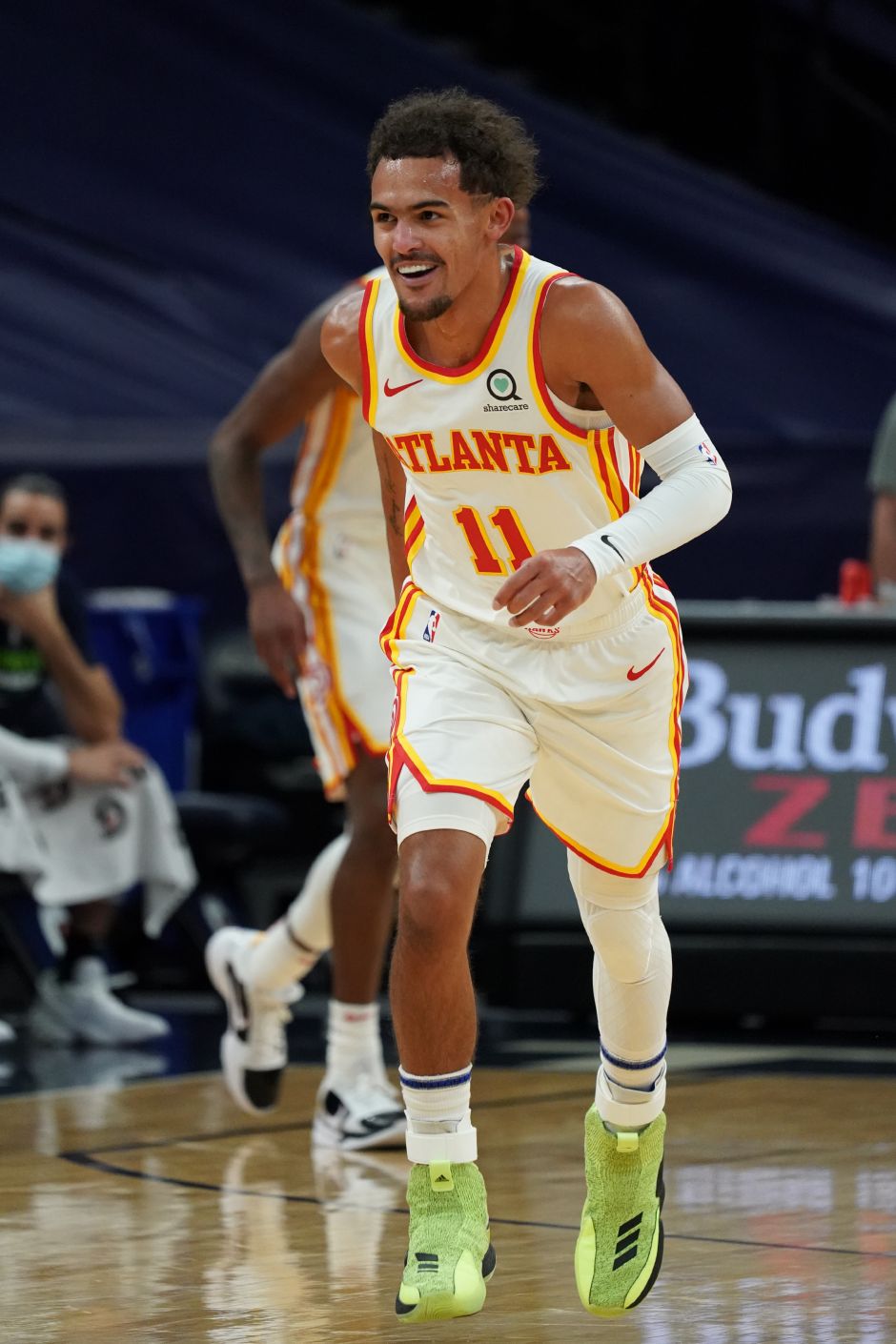 半场战报：莱切2-0都灵，班达建功，拉萨纳-库利巴利破门（半场速报：莱切2比0领先都灵，班达与拉萨纳-库利巴利相继破门）