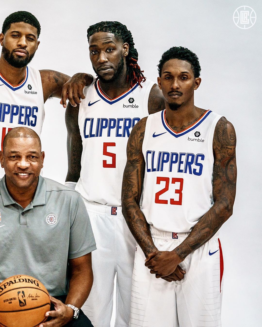 体坛联播｜梅西夺取美职联冠军，萨拉赫炮轰斯洛特（体坛快报丨梅西加冕美职联，萨拉赫抨击斯洛特）