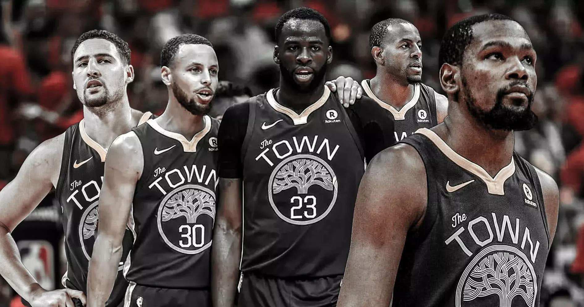 孙颖莎战胜米特兰姆，王楚钦不敌弗朗西斯卡，被对方反手限制（孙颖莎力克米特兰姆，王楚钦负于弗朗西斯卡遭其反手压制）